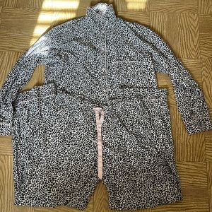 Victoria’s Secret pajama set medium